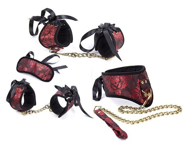 Bdsm Bondage Restraints Set 4 PCS / Set Collare e guinzaglio schiavo del sesso fetish, mani, caviglie, maschera per gli occhi Giocattoli sessuali per coppie Y18100702