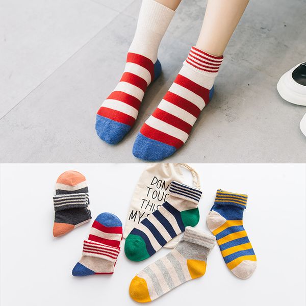

2017 new autumn and winter ladies tube socks candy-colored pinstripes cotton flounces wholesale women's socks wholesale 703, Black;white