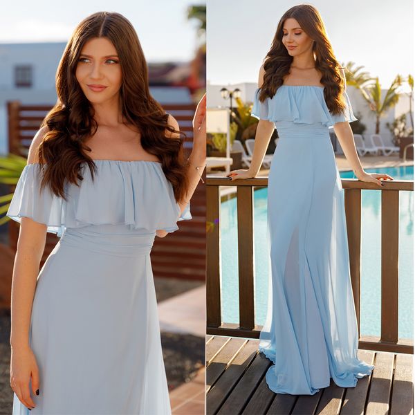 Moda Light Sky Blue Bridesmaid Dresses Long Chiffon Modest Off the ombro Beach Bohemian Maid of Honor Wedding convidado Vestidos de convidados fenda