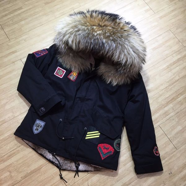 

2018 black patchwork fashionable cotton fabric shell short length natural color winter furs coat streetwear