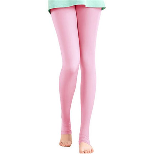 

2018 plaid golf pants pgm golf clothing ice leggings nine points / step on the foot socks fabric super light breathable sun, Gary;green