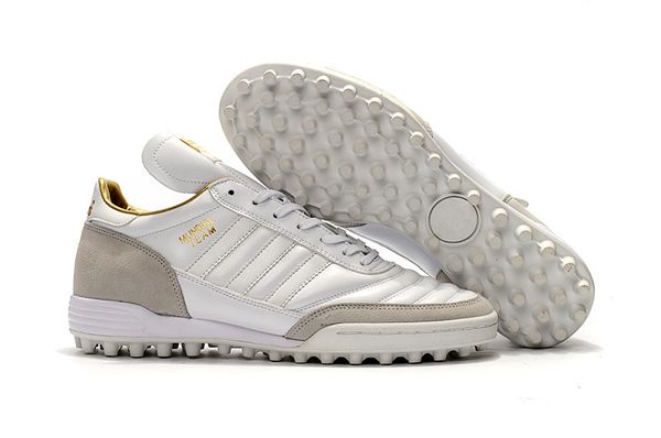 scarpe mundial team