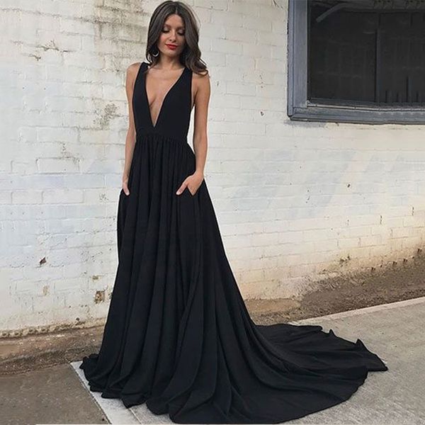 Elegante schwarze Berühmtheits-Abend-Kleid-reizvolle V-Ausschnitt Backless lang plus Größe nach Maß eleganter roter Teppich-Kleid-Abschlussball-Partei-Kleider