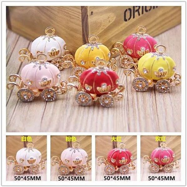 

2018 cinderella pumpkin carriage keychain key chain white and pink color gold plated alloy key ring wedding favor party gift