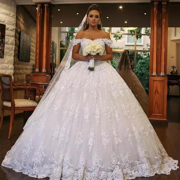 New Designer Arabic Dubai 2018 Princess Ball Gown Abiti da sposa Off spalla Sweep Train Abito da sposa Abiti da sposa Abito da sposa personalizzato