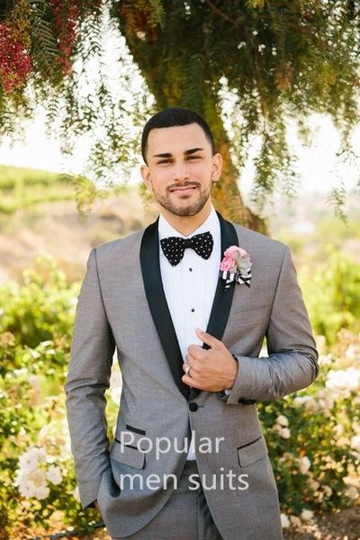 

2018 promotion new fashion light grey shwal lapel one button mens suits wedding groom tuxedos slim fit 2-piece (jacket+pant+tie, White;black