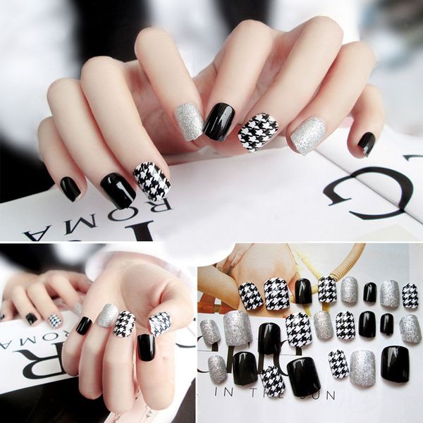 

24pcs/set lattice style finished false nails,small round head middle-long size full nail tips patch lady art tool bride, Red;gold