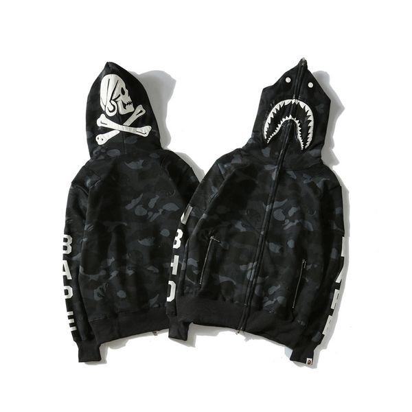 

wholesale men 's hip hop hoodies coat luxury shark mouth skull print jackets men women casual jackets jogger sportswear high, Black;brown