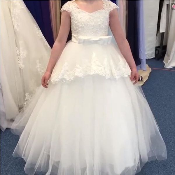 

cap sleeve ivory flower girls dresses sweetheart puffy skirt a-line first communion dresses with pearls lace party dress for children, White;blue