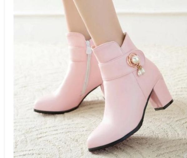 

send 2018 autumn and winter new style high heel short boots coarse heel korean fashion women martin boots, Black