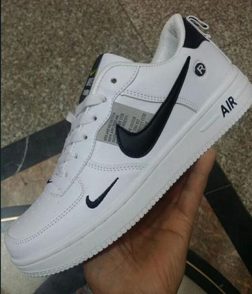 

New men 039 de igner white hoe 78ike round head ca ual port hoe ladie luxury brand port hoe letter labeling 36 44 hipping