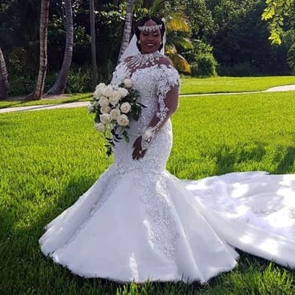 

роскошные горный хрусталь русалка свадебные платья с высоким вырезом хрустальные бусины кружева аппликации свадебные платья великолепный дуб, White