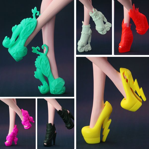

2017 original shoes fashion red feather shoes for monster high doll 15 styl available
