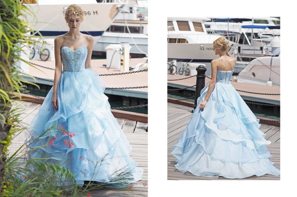 

new arrival ice blue 2018 evening dresses sweetheart lace applique ruffles tiered floor length lace up back backless formal prom gowns dress, Black;red