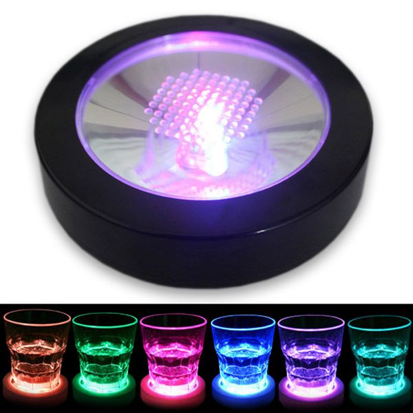 Mudando a cor do LED piscando Coaster Drink Bottle Cup Mat Suporte para Party Club Bares Decoração do casamento Preto Shell luz colorida