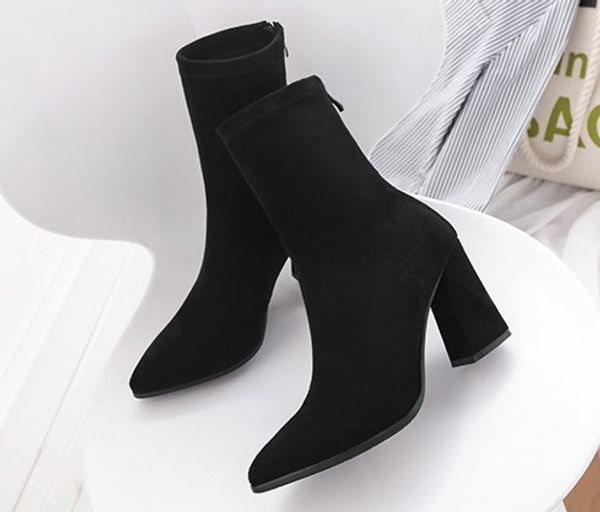 

2018 autumn and winter, the new sharp pointed martin boots, women's fashion is thin, zipper suede, elastic, medium tube and rough boots, Black