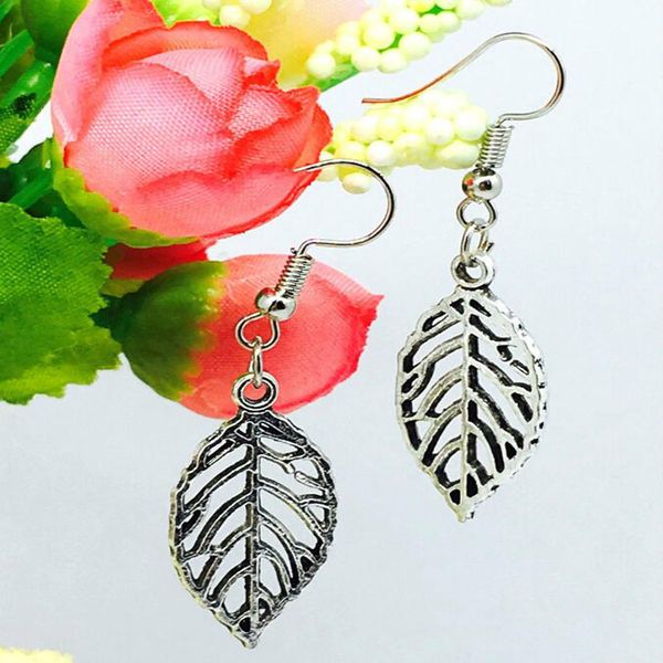 

50pair горячий сплав античное серебро полые листья очарование мотаться серьги европа сша популярные творческие женские девушки ювелирные изд, Silver