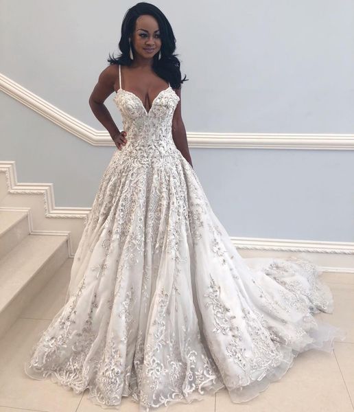 

2019 african wedding dresses a line spaghetti straps vestidos backless court train bridal gowns appliqued fitted luxury, White
