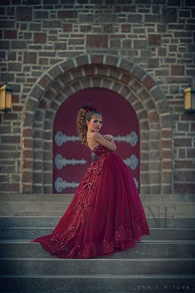 Crianças Custom Feito Vinho Vermelho Tulle Princesa Vestido Para Aniversário Do Casamento Garota DNACE Tutu Comunhão Flor Menina Vestidos 17FLGB61