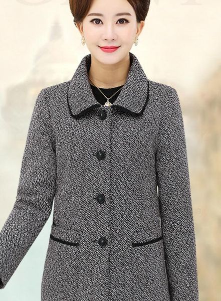 

2018 new style coat mother in spring and autumn western-style clothes, White;black