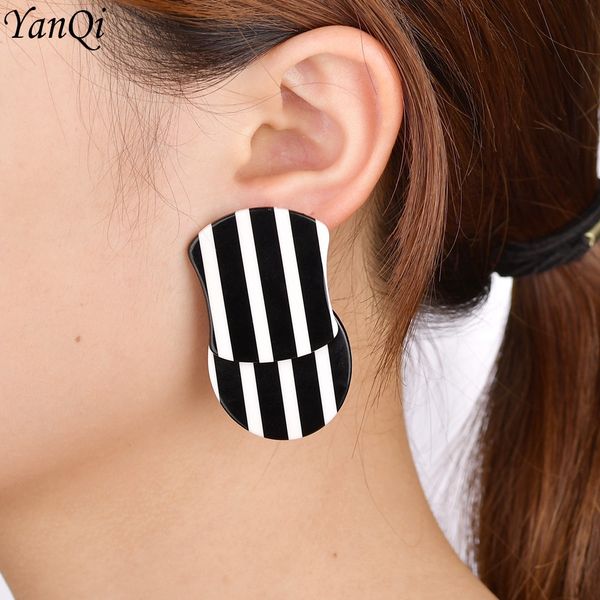 

yanqi 2018 new geometric irregular black and white striped female trendy large earrings gifts for women a26-4, Silver