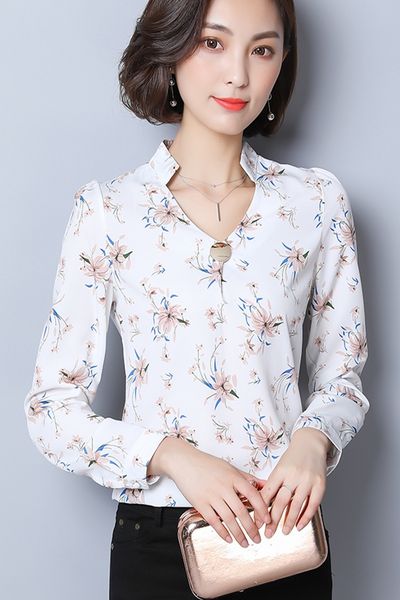 

v collar long sleeved jacket, White