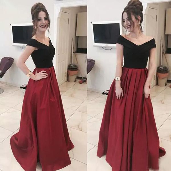 Nova Moda 2017 Preto Fora Do Ombro Top Vestidos de Baile de Cetim Vermelho escuro Longo Barato Ruched Formal Vestidos de Festa À Noite Desgaste Personalizado EN12136