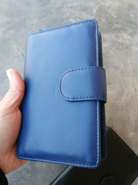 2018 neue design Blau Schaffell Leder frauen Geldbörse Mitte Lange Geldbörse Korea Stil Mode Geldbörse Aus Echtem Leder Geldbörse Hohe qualität brieftasche