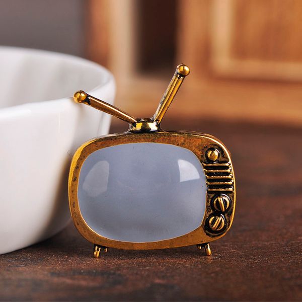 

blucome classic vintage tv television shape brooch gold color enamel brooches parents gift scarf sweater collar pins accessories, Gray