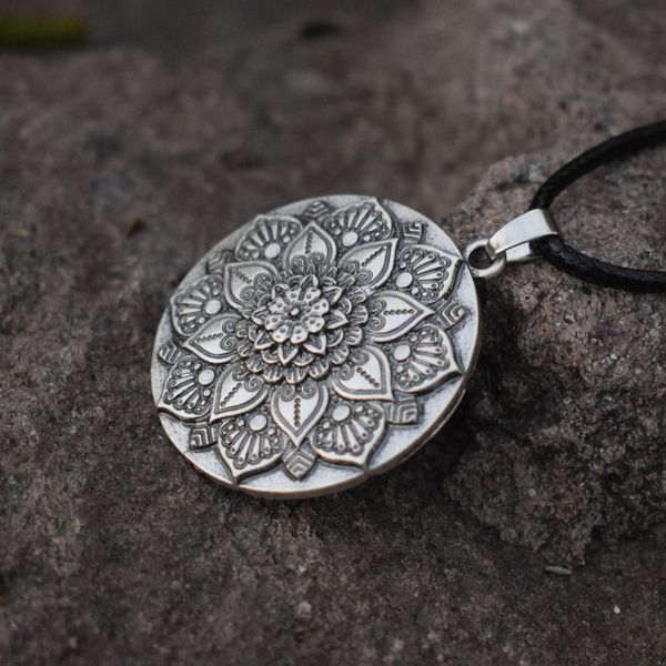

sanlan mandala flower necklace meditation jewelry mindfulness buddhist amulet necklaces, Silver