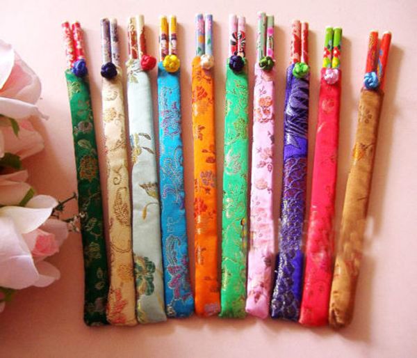

wholesale 10 pairs chinese classic bamboo chopsticks with silk covers