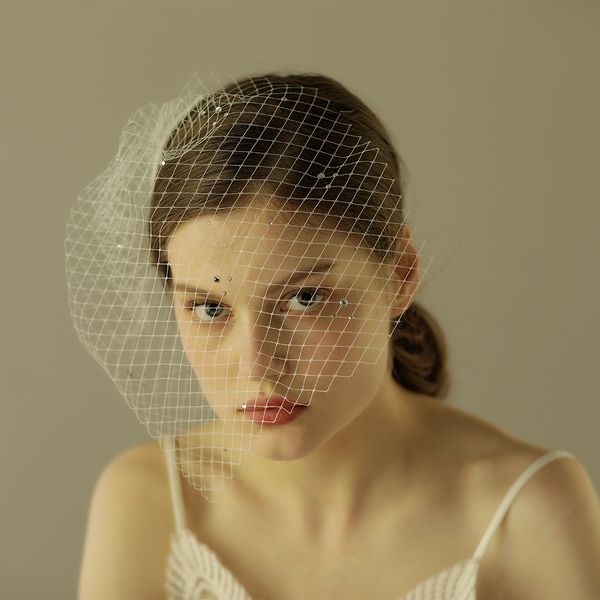Vintage Birdcage Hochzeitsschleier mit Perlen Gesichtsröte Haarstücke Eine Schicht kurze Kopfbedeckungen Brautschleiern Elfenbein BW-V605