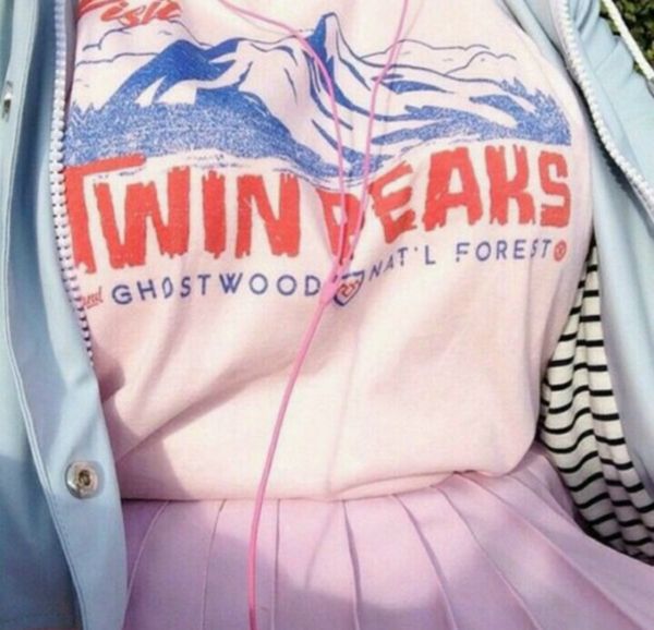 

2018 90s style twin peaks women grunge cute graphic tee casual tshirts short sleeved summer tees harajuku oversize t shirt, White