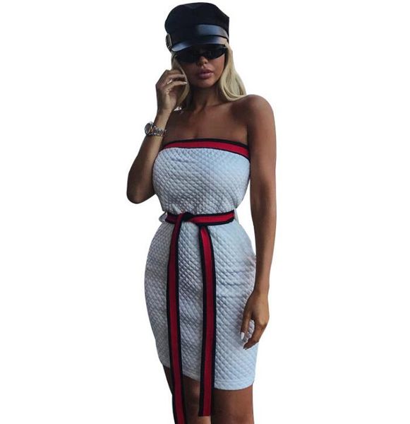 vestito senza spalline