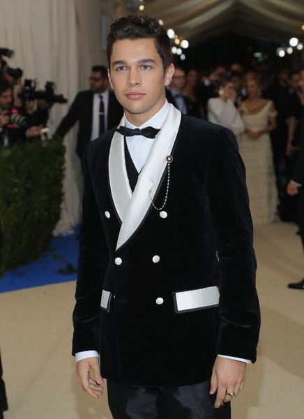 

new arrival double breasted velvet wedding groom tuxedos shawl lapel groomsmen mens business party suits (jacket+pants+vest+tie) 653, Black;gray