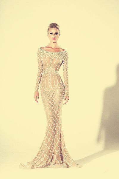 Abendkleid Yousef aljasmi Kim Kardashian Slash Neck Langarm Crystal Lattice Lo Almoda gianninaazar ZuhLair murad Ziadnakad