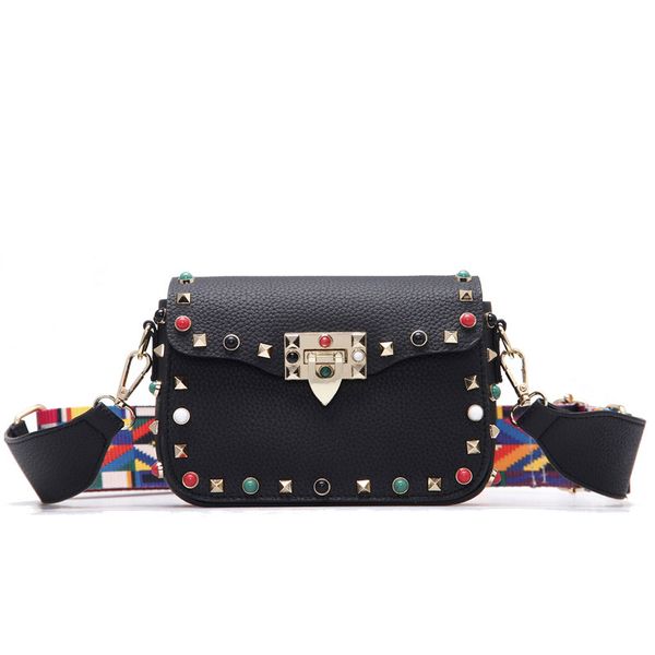 

высокое качество pu кожа женщины crossbody сумки мода заклепки дизайн женщины сумки на ремне цвет плечевой ремень дамы сумки