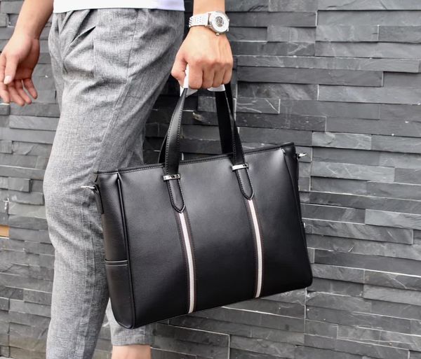 

2019 new designer mens computer business genuine high mens bag messenger bag qaulity bags designer briefcase big size shoulder leat kmrtw, Red;black