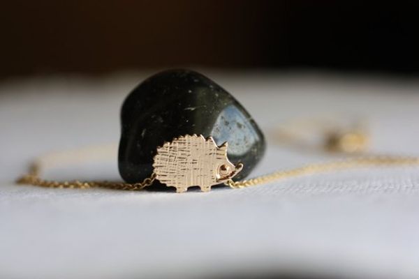 

10pcs gold silver cute small hedgehog pendant necklace for women simple cartoon animal necklace porcupine hedgepig necklace jewelry