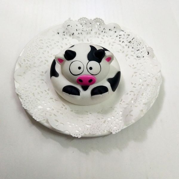 

pu slow-rebound foaming decompression toy simulation animal milk cow cake