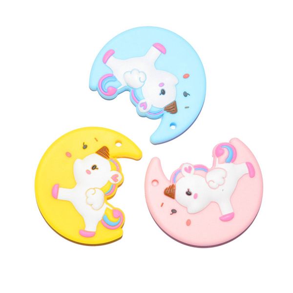 Simpatici massaggiagengive in silicone con design a forma di luna con unicorno colorato, giocattoli per la dentizione del bambino, perline masticabili con ciondolo a forma di unicorno in silicone sicuro