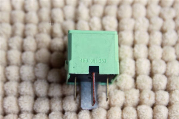 

original relay case for volkswagen audi. the original number 4h0 951 253,4h951253