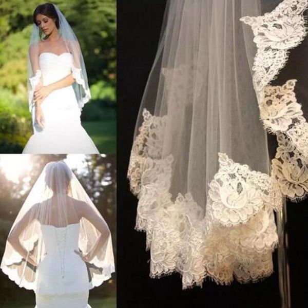 Classic One Layer Short Bridal Veils Lace Appliques Wedding Veil