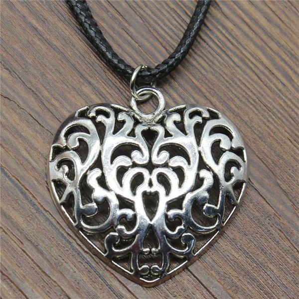 

wysiwyg 5 pieces leather chain necklaces pendants choker collar vintage necklace handmade carved heart 35x35mm n6-b14009, Golden;silver