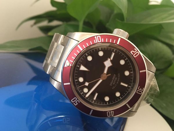 

высокое качество марка часы 41 мм 79220r нержавеющая сталь черный циферблат механические автоматические отличные мужские часы часы, Slivery;brown