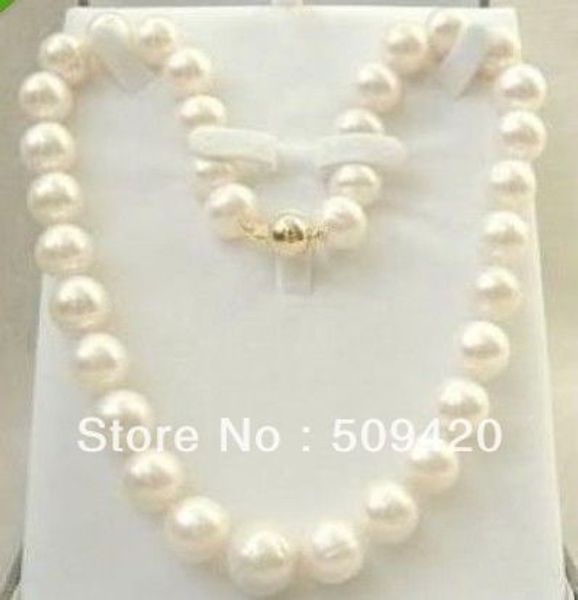 

shipping clasp 9-10mm white akoya pearl necklace, Silver