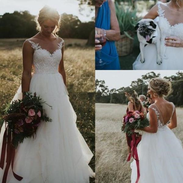 

страна кружева прозрачные свадебные платья 2019 новый custom sweep поезд cap cap a-line спинки раффлед тюль свадебные платья vestido de noiv, White