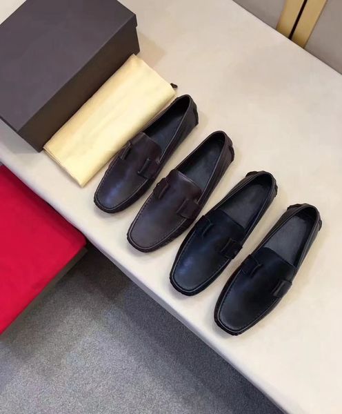 

Designer fashion 2018 brand men shoes loafers Dress Shoes Genuine Leather Metal Snap mens designer loafers Free DHL Shoes