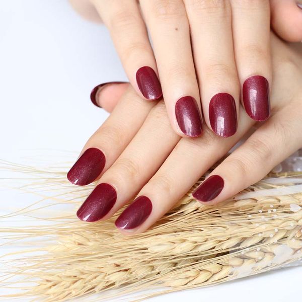 

new 24pcs adorable fashion candy oval decorative fake nails long round section with powder vampire color p83sx, Red;gold