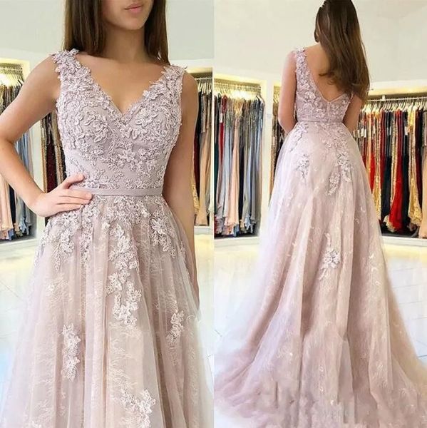 

2019 elegant v-neck sleeveless long prom dresses lace appliqued a line tulle formal evening gowns zipper back sweep train, Black